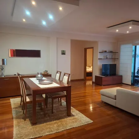 Cozy And Bright Machico (Madeira)