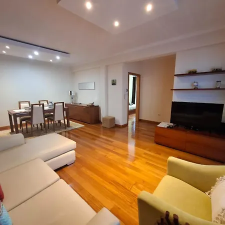 Cozy And Bright Apartment