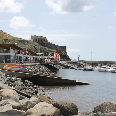 Cozy And Bright * Machico (Madeira)